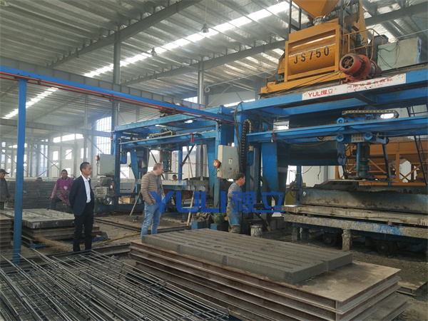 混凝土漏糞板的生產(chǎn)與使用注意事項